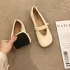 Sapatos Mary Jane de nicho estilo francês, novos sapatos femininos de primavera e outono, mocassins versáteis, sapatos pequenos de couro retrô, sapatos baixos estilo coreano