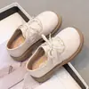 Sapatos de menina, sapatos de princesa para crianças, nova coleção primavera/outono 2026, sapatos de couro estilosos com laço para meninas pequenas, sola macia