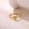 Moda Europea y Americana Simple Anillo de Acero Inoxidable con Alambre Rizado en Forma de Corazón, Anillo de Acero para Gato Chapado en Oro No Descolorante