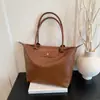 Bolso de Moda para Mujer 2025 Otoño Nuevo Bolso Tote Sencillo para el Trabajo Gran Capacidad Bolso de Compras Bolso de Mamá Bolso de Viaje