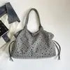 2026 Nuevo Estilo Coreano Estilo Perezoso Estampado de Estrellas Bolso Nube Gran Capacidad Hombro Único Axila Versátil Bolso de Mano para Viajes