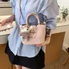 Bolsa cesta elegante, simples, casual e versátil com um toque moderno e sofisticado, adequada para trabalhadores de escritório, bolsa transversal estilosa para o dia a dia