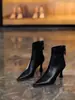Botas de tornozelo de salto alto e bico fino para mulheres 2026 Outono/Inverno Novas Botas Versáteis Emagrecedoras Salto Fino Toque de Luxo Botas Pretas Simples Pés Não Cansados