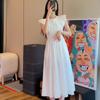 Vestido Branco Estilo Francês Floresta Primeiro Amor Fresco Simples Cintura Marcada Emagrecedor com Mangas Bufantes para Mulheres no Verão 2026 Novo Estilo