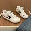 Zapatos de lona retro americanos populares nuevos para mujer, otoño 2026 transpirables versátiles estilo alemán ligeros de suela blanda casual para mujer