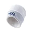 Nuevo gorro de punto bordado de otoño e invierno para hombres y mujeres, sombrero de lana cálido para exteriores, estilo coreano con borde enrollado, gorro pullover que adelgaza la cara, moderno