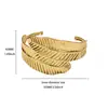 Estilo Popular Transfronterizo Exagerado Versión Ancha Flor de Plumas Pulsera Abierta para Mujer Estilo Metálico Nicho Versátil Joyería de Mano de Lujo Ligero