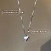 Collar de Corazón Femenino Ins Simple Cadena para Clavícula con Forma de Corazón 2022 Nuevo Popular Diseño de Alta Gama de Moda Estilo Frío
