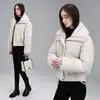 Moda versátil de algodão para o inverno de 2026, design simples de lapela, estilo coreano, corte solto, jaqueta de algodão quente feminina