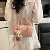 Bolsa de boliche de alta qualidade 2025 Novo estilo simples Boston Bolsa de ombro multifuncional Bolsa transversal pequena quadrada para mulheres