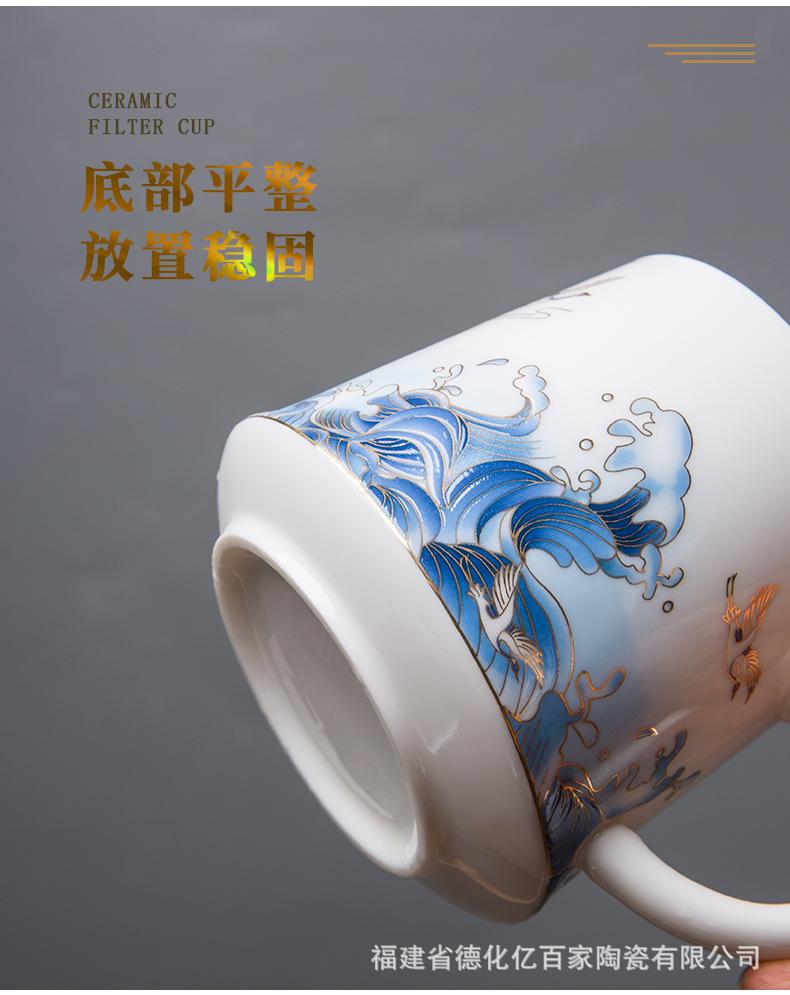 790_12.jpg