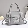 2026 Nova Bolsa Versátil Color Block Estilo Europeu e Americano Bolsa de Ombro Única da Moda Bolsa Grande Capacidade Bolsa de Presente para Mulheres