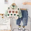 Roupas Infantis de Primavera Transfronteiriças Conjunto para Bebês Estilo Primavera e Outono Conjunto de Colete Camisa de Manga Longa Conjunto de Três Peças Moderno