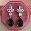 Ventas directas de fábrica aretes de flor de tres hojas de circonita AAA Europa y Estados Unidos aretes exquisitos aretes de novia en stock lote mixto e6496