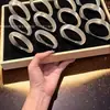 Pulseira Olho de Gato Dourado Champagne, Joia de Gelatina Lichia Lua Branca, Pulseira de Jade Popular em Transmissão Ao Vivo Tiktok e Kuaishou, Atacado de Fábrica