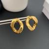 Aretes de Nudo de Cadena Geométrica Estilo Frío Europeo y Americano Latón Chapado en Oro Personalidad Diarios Combinables Aretes Tamaño pequeño