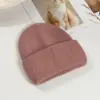 Nuevo Gorro de Punto de Pelo de Conejo 2026 en Rojo Rosa para Otoño e Invierno, Gorro de Lana para Mujer, Venta al por Mayor de Fábrica en Stock