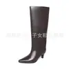 Botas de Cavaleiro de Couro de Vaca de Primeira Camada Botas de Cano Alto Femininas Inverno Novo Bico Quadrado Salto Agulha Botas de Calçar Botas Acima do Joelho Botas de Cano Reto Femininas
