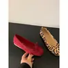 Sapatos Baixos de Bico Chato para Mulheres, Novos Mocassins Slip-On Primavera/Verão 2025, Sapatos Delicados Mary Jane para Noite, Sapatilhas