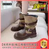 Botas curtas de cowboy marrons com sola grossa, fivela e franzidos, botas curtas plissadas vintage Maillard da moda 2026 para mulheres