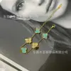 Popular Pulsera de Cinco Flores de Oro y Diamantes de 13 mm para Mujer, 18K que No se Desvanece, Gama Alta, Moderna, Simple, Estilo Versátil, Venta al por Mayor de Fábrica