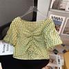 Camisa Plaid com Cordão e Decote V Estilo Vintage de Hong Kong Top Curto Cropped Feminino Design Moderno Solta Slim-fit Camisa de Manga Curta
