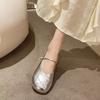 Sapatos Pequenos de Couro Estilo Britânico Delicado para Mulheres 2025 Novo Estilo Tendência Que Combina Bem com Saias, Versátil Estilo Fada Sapatos Mary Jane, Doce