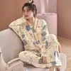 Pijama Nuevo Estilo Otoño e Invierno 2024 para Mujer Manga Larga Estilo Delgado Estilo Celebridad de Internet INS Venta Caliente Conjunto de Cárdigan Casual para el Hogar