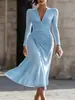 Comercio Exterior Amazon 2026 Europeo y Americano Transfronterizo Otoño e Invierno Nuevo Estilo Cuello en V Fruncido Irregular Color Sólido Vestido de Manga Larga para Mujer