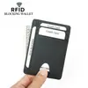 2020 venta caliente bolsa para tarjetas de fibra de carbono RFID antirrobo cepillado ligera y delgada moda europea y americana bolsa para tarjetas de identificación cubierta de tarjeta de piel de vaca