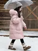 Chaqueta de Invierno de Algodón para Niñas Grandes con Cuello Desmontable de Piel 2026 Nuevo Estilo de Invierno Grueso de Longitud Media con Capucha Ropa de Abrigo Abrigo de Algodón Más Vendido