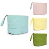 2026 Nuevo Estilo Bolsa Nube Esponjosa Algodón Acolchado Brillante Bolsa de Maquillaje para Mujer Nicho de Viaje Bolsa Impermeable para Almacenamiento de Artículos de Tocador