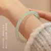 Pulseira de Calcedônia Feminina Tipo Gelo Montanha Distante Pulseira Jingle Dai Estilo Antigo Meia Montanha Meia Água Verde Esmeralda Ágata Barra de Beleza Estilo Nacional Barra Redonda