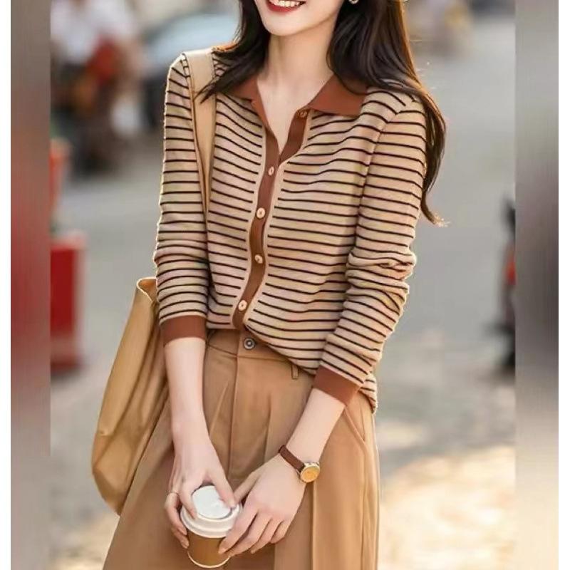 安可拉红色条纹翻领打底针织衫女2024秋季新款设计感慵懒长袖