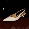 2026 Artículo Popular de Celebridad de Internet Fresco Elegante Estilo Callejero Alto Valor Zapatos Profesionales Estilo Británico Retro Bajos Puntiagudos Planos para Mujer