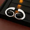 Collar y Pendientes Geométricos Transfronterizos Europeos y Americanos, Conjunto de Moda Versátil, Joyería de Estilo Minimalista Único para Mujeres con un Toque de Alta Gama
