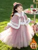 Vestido Princesa Rapunzel para Meninas Primavera e Outono 2026 Novo Doce Veludo Pom-Pom Xale Infantil Forrado com Lã Vestido de Aniversário