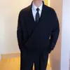 Suéter personalizado con cuello en V grande para hombre, suéter holgado e informal de color sólido para otoño e invierno, de Corea del Sur