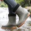 Botas Impermeáveis Masculinas Novas de Cano Médio Antiderrapantes Sapatos D'água Versáteis para Estudantes Galochas Lavagem de Carro Pesca Dia Chuvoso Viagem Quentes