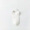 Calcetines nuevos de color liso con diseño de oso y corazón para primavera y verano, calcetines invisibles para mujer, calcetines de algodón blancos con costilla alta bordada, venta al por mayor