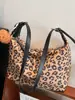 Bolso Tote de Gran Capacidad con Textura Estilo Perezoso Estampado de Leopardo 2026 Nuevo Personalidad Viaje al Trabajo Elegante Bolso de un Solo Hombro Bajo el Brazo