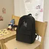 Mochila Casual Estilo Bosque en Tonos Cálidos para Niñas, Adecuada para Compras, Salidas y Excursiones Festivas, con un Ambiente a Madera Natural y un Diseño Relajado