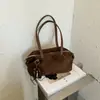 Shuai Mijia 2026 Colección Otoñal Nueva: Bolso Casual de Gran Capacidad para Debajo del Brazo, Bolso de Hombro Retro y Moderno, Elegante Bolso Almohada