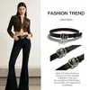 Novo Cinto de Couro com Letra Dupla da Moda para Mulheres, Cinto Feminino Versátil e Fashionável de Couro Genuíno, Cinto de Moda Estilo Ins para Mulheres