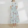 Novo Vestido Floral de Verão Feminino, Saia Midi Emagrecedora com Ajuste na Cintura, Tamanho Grande Elegante Vestido Avental Estilo Francês