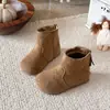 Botines Cortos Retro de Ante para Niños Otoño Invierno Niñas 2026 Suela Suave Botas Martin Nuevas Versátiles Bebé Birken Botas de Algodón