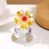 Adorno artesanal de cristal con forma de flor de cinco pétalos para decoración de sala de estar, escritorio y coche, regalo de graduación y cumpleaños al por mayor desde la fábrica de origen