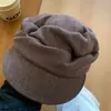Boina estilo japonés para mujer, gorra plana retro de gamuza nueva, sombrero de pico versátil para otoño e invierno