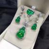 Venta al por mayor del fabricante Juego de Calabaza Incrustada de Calcedonia Verde Hielo Alto Chapado en Plata 925, Juego de Collar, Anillo y Pendientes Verde Imperial