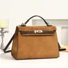 Bolsa de Mão Patchwork com Textura de Camurça Outono Inverno 2026 Nova Feminina Estilo Coreano Vintage Ombro Único Transversal Bolsa Platina